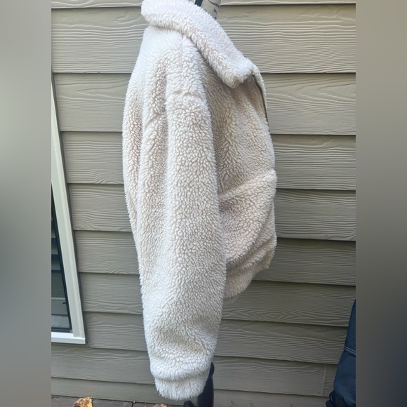 Thread & Supply Teddy Jacket size S - Picture 3 of 8